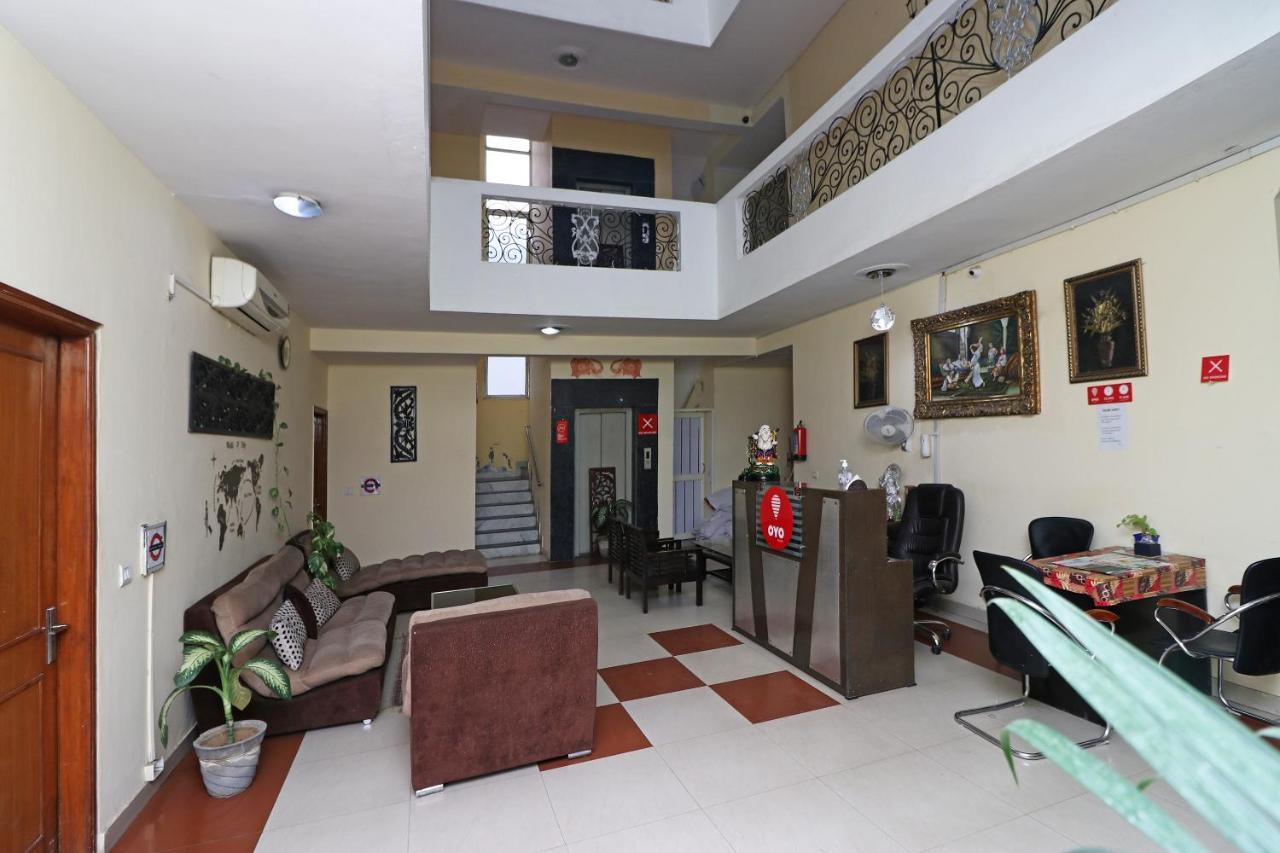 Oyo 6608 Sector 56 Hotel Badshahpur Exterior photo